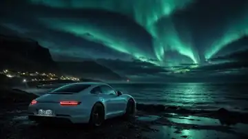 Aurora Coastal Reverie live wallpaper
